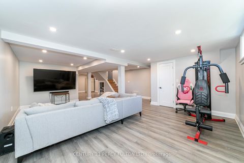Photo 31 at 83 Cairnside Crescent, Pleasant View, Toronto