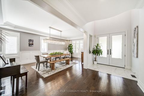 Photo 4 at 145 Tonner Crescent, Bayview Northeast, Aurora