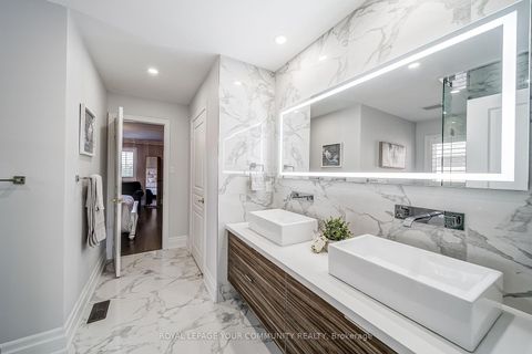Photo 29 at 145 Tonner Crescent, Bayview Northeast, Aurora