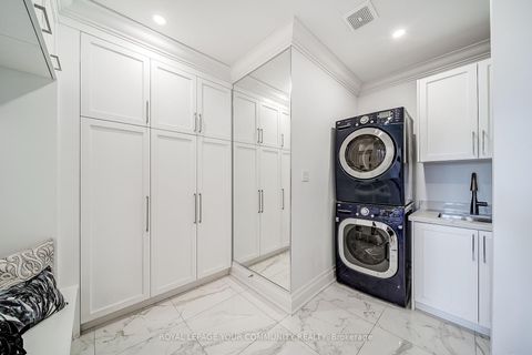 Photo 32 at 145 Tonner Crescent, Bayview Northeast, Aurora