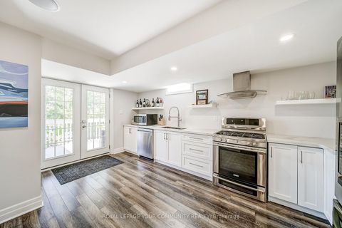 Photo 34 at 145 Tonner Crescent, Bayview Northeast, Aurora