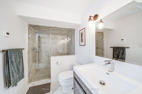 Photo 39 at 145 Tonner Crescent, Bayview Northeast, Aurora