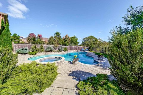 Photo 43 at 145 Tonner Crescent, Bayview Northeast, Aurora