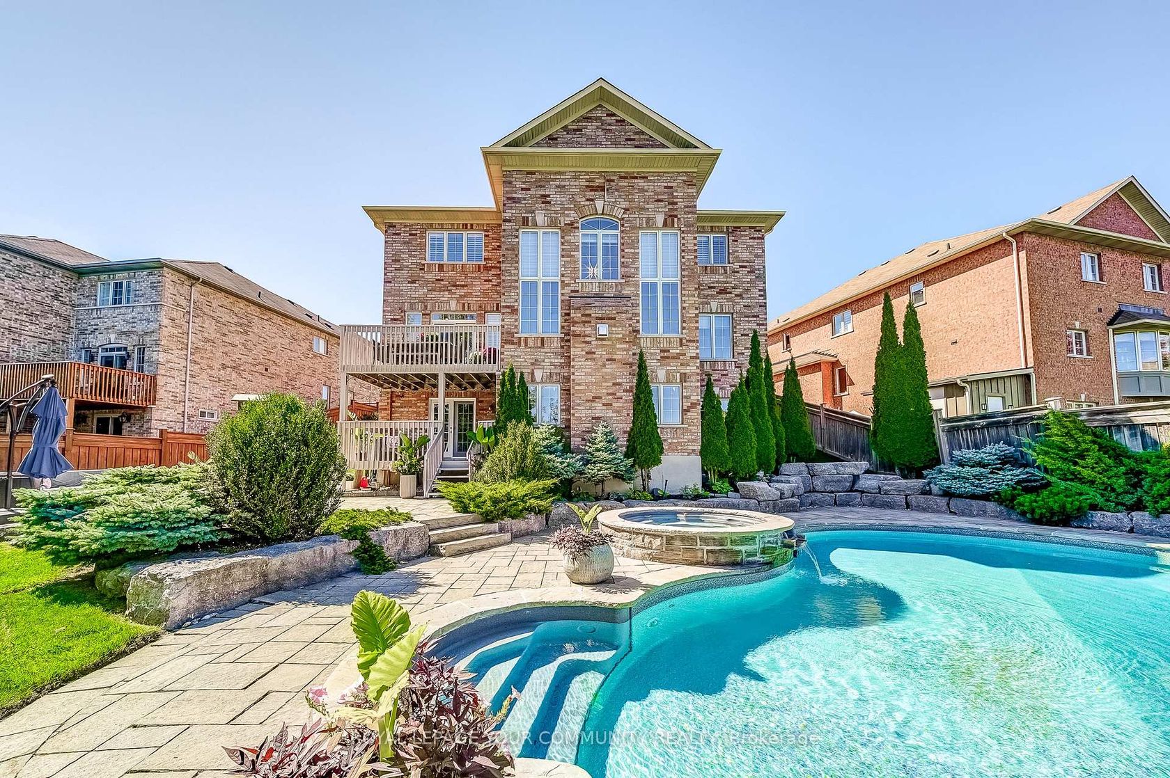 145 Tonner Crescent, Bayview Northeast, Aurora 