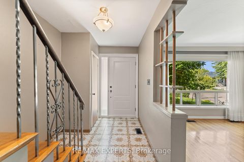 Photo 2 at 19 Peterdale Road, Jane Heights, Toronto