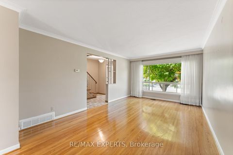 Photo 7 at 19 Peterdale Road, Jane Heights, Toronto
