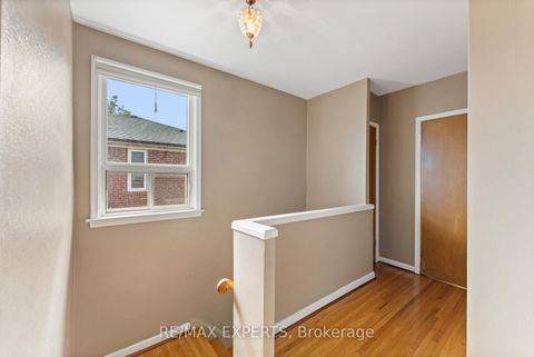 Photo 11 at 19 Peterdale Road, Jane Heights, Toronto