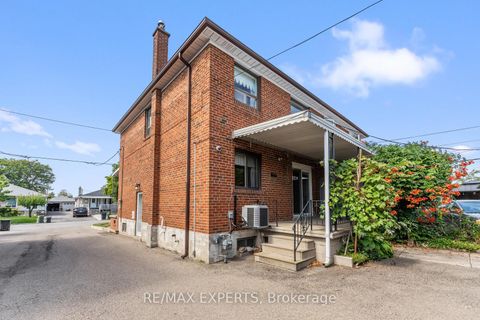 Photo 24 at 19 Peterdale Road, Jane Heights, Toronto