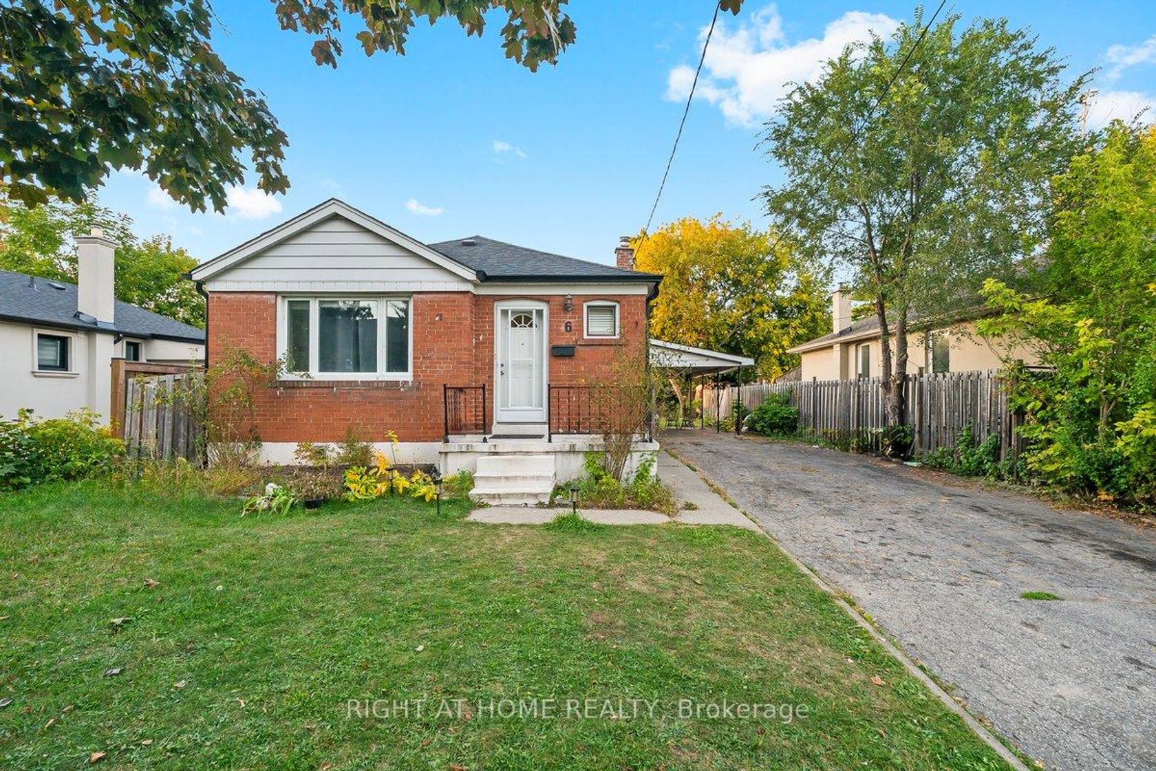 6 Melody Road, Pelmo Park W5, Toronto 