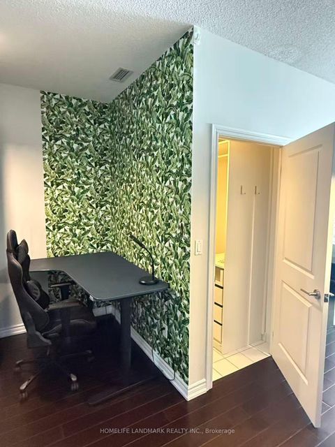 Photo 10 at 5603 - 386 Yonge Street, Bay Street Corridor, Toronto Photo 10 at 5603 - 386 Yonge Street, Bay Street Corridor, Toronto