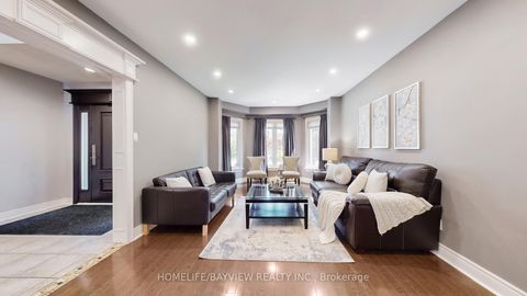 Photo 6 at 372 Greenock Drive, Maple, Vaughan