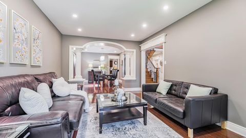 Photo 8 at 372 Greenock Drive, Maple, Vaughan