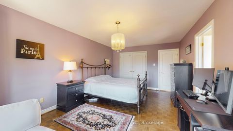 Photo 30 at 372 Greenock Drive, Maple, Vaughan