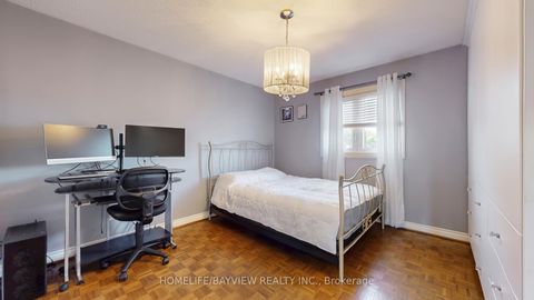 Photo 31 at 372 Greenock Drive, Maple, Vaughan