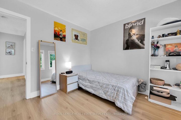 Photo 21 at 646 Julia Avenue, Appleby, Burlington