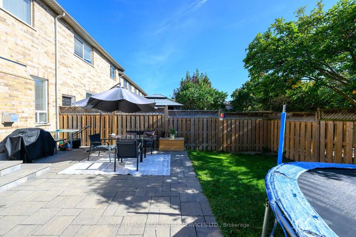 Photo 27 at 646 Julia Avenue, Appleby, Burlington
