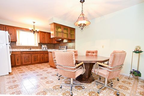 Photo 6 at 2355 Major Mackenzie Drive, Maple, Vaughan