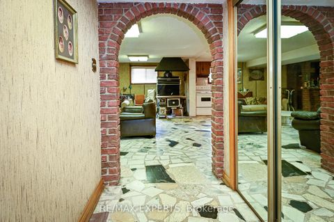 Photo 16 at 2355 Major Mackenzie Drive, Maple, Vaughan