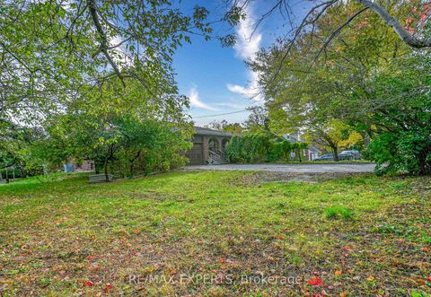 Photo 24 at 2355 Major Mackenzie Drive, Maple, Vaughan