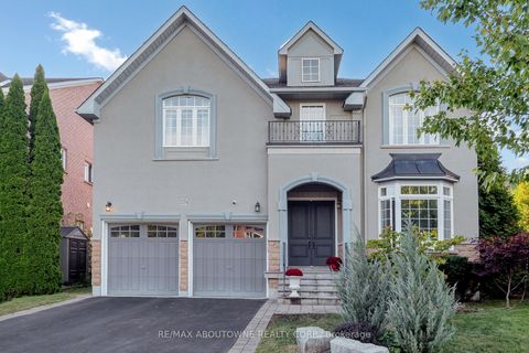 Photo 0 at 3374 Fox Run Circle, BR Bronte, Oakville