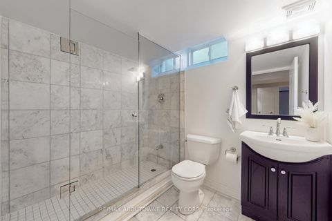 Photo 43 at 3374 Fox Run Circle, BR Bronte, Oakville