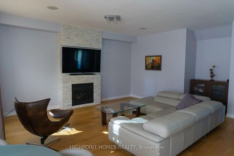 Photo 10 at 2066 Willhaven Trail, WM Westmount, Oakville