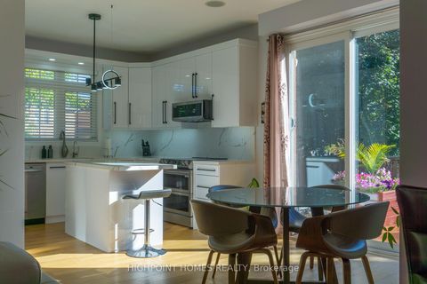 Photo 12 at 2066 Willhaven Trail, WM Westmount, Oakville