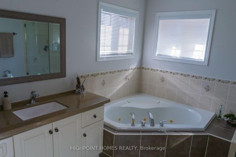 Photo 22 at 2066 Willhaven Trail, WM Westmount, Oakville