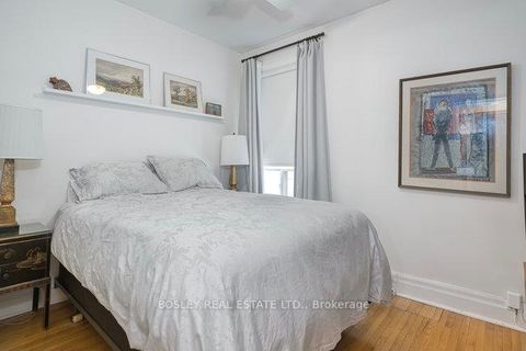 Photo 16 at 140 Dovercourt Road, Little Portugal, Toronto