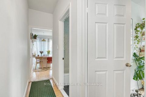Photo 19 at 140 Dovercourt Road, Little Portugal, Toronto