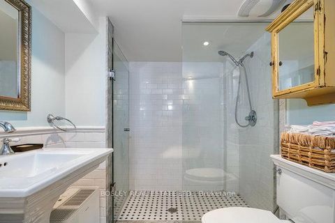 Photo 36 at 140 Dovercourt Road, Little Portugal, Toronto