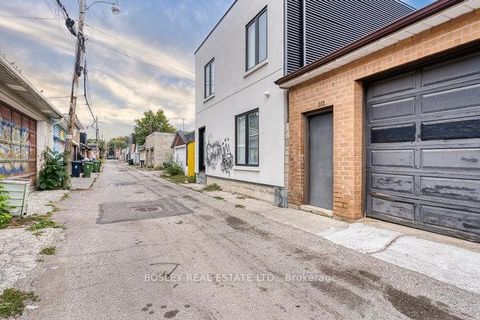 Photo 41 at 140 Dovercourt Road, Little Portugal, Toronto
