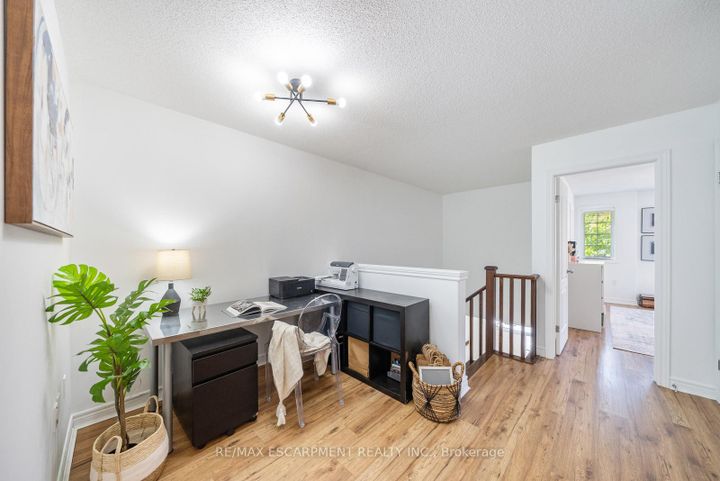 Photo 21 at 4 - 10 LIDDYCOAT Lane, Ancaster, Hamilton