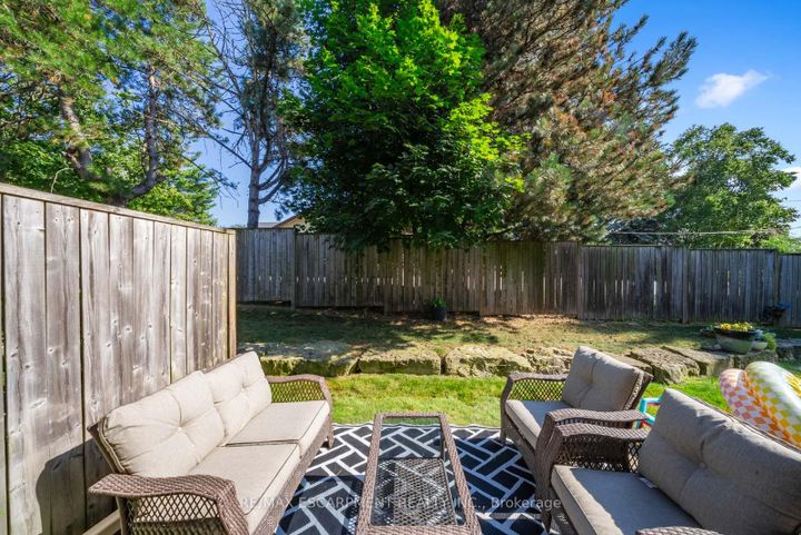 Photo 34 at 4 - 10 LIDDYCOAT Lane, Ancaster, Hamilton