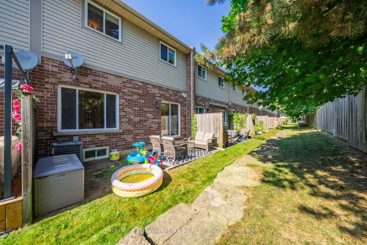Photo 35 at 4 - 10 LIDDYCOAT Lane, Ancaster, Hamilton