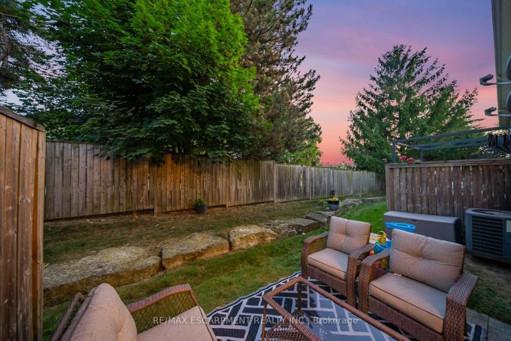 Photo 41 at 4 - 10 LIDDYCOAT Lane, Ancaster, Hamilton