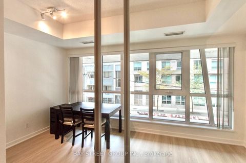 Photo 1 at 203 - 199 Richmond Street W, Waterfront Communities C1, Toronto