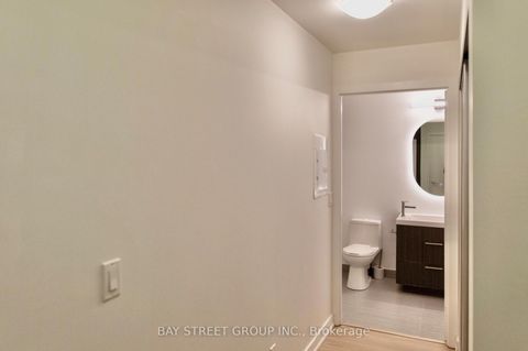 Photo 17 at 203 - 199 Richmond Street W, Waterfront Communities C1, Toronto