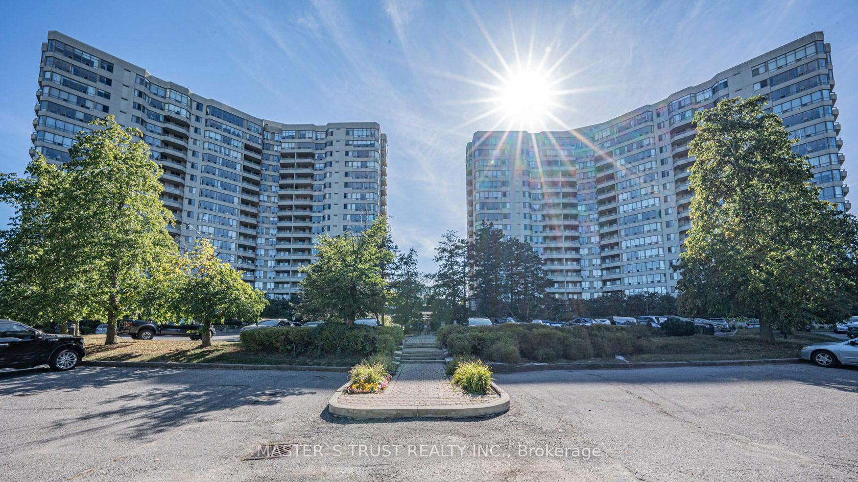 507 - 150 Alton Towers Circle, Milliken, Toronto 
