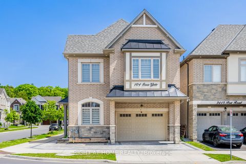 Photo 2 at 104 Sora Gate, GO Glenorchy, Oakville