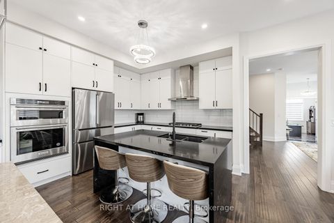 Photo 17 at 104 Sora Gate, GO Glenorchy, Oakville