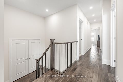 Photo 21 at 104 Sora Gate, GO Glenorchy, Oakville