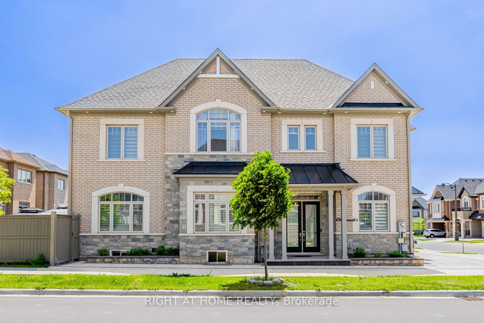 104 Sora Gate, GO Glenorchy, Oakville 