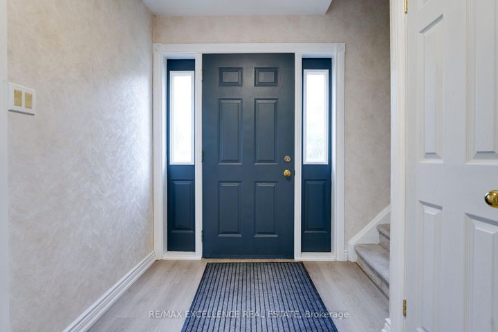 Photo 5 at 36 Herkley Drive, Madoc, Brampton