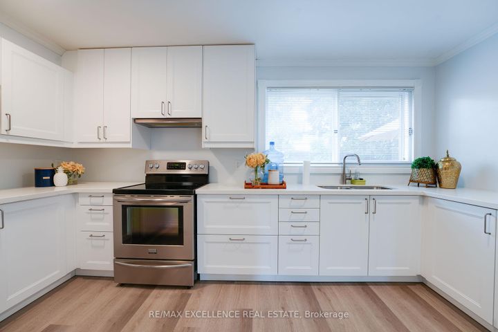Photo 15 at 36 Herkley Drive, Madoc, Brampton