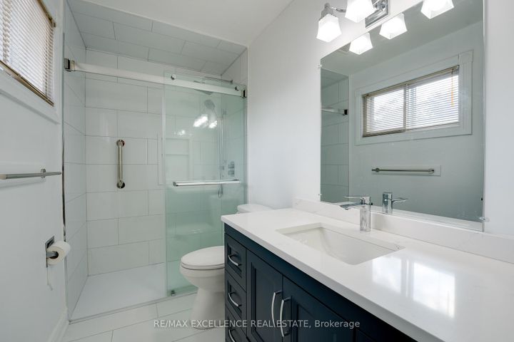 Photo 23 at 36 Herkley Drive, Madoc, Brampton
