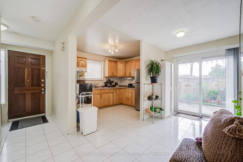 Photo 4 at 9 Bur Oak Way, Jane Heights, Toronto