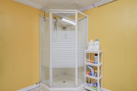Photo 21 at 9 Bur Oak Way, Jane Heights, Toronto