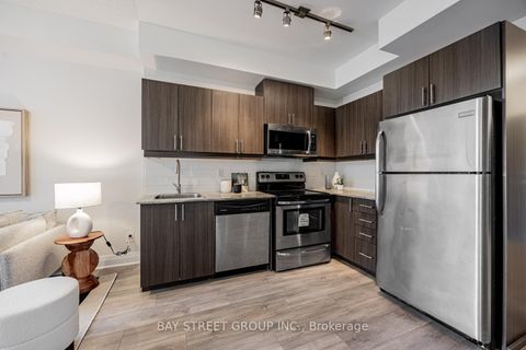 Photo 6 at 413 - 17 Kenaston Gardens, Bayview Village, Toronto