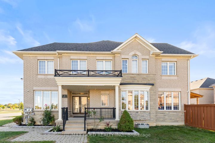 Photo 3 at 2 Helman Road, Wellington, Brampton